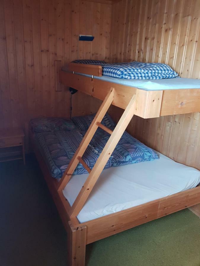 Solstua Three-Bedroom Cottage ไยโล ภายนอก รูปภาพ